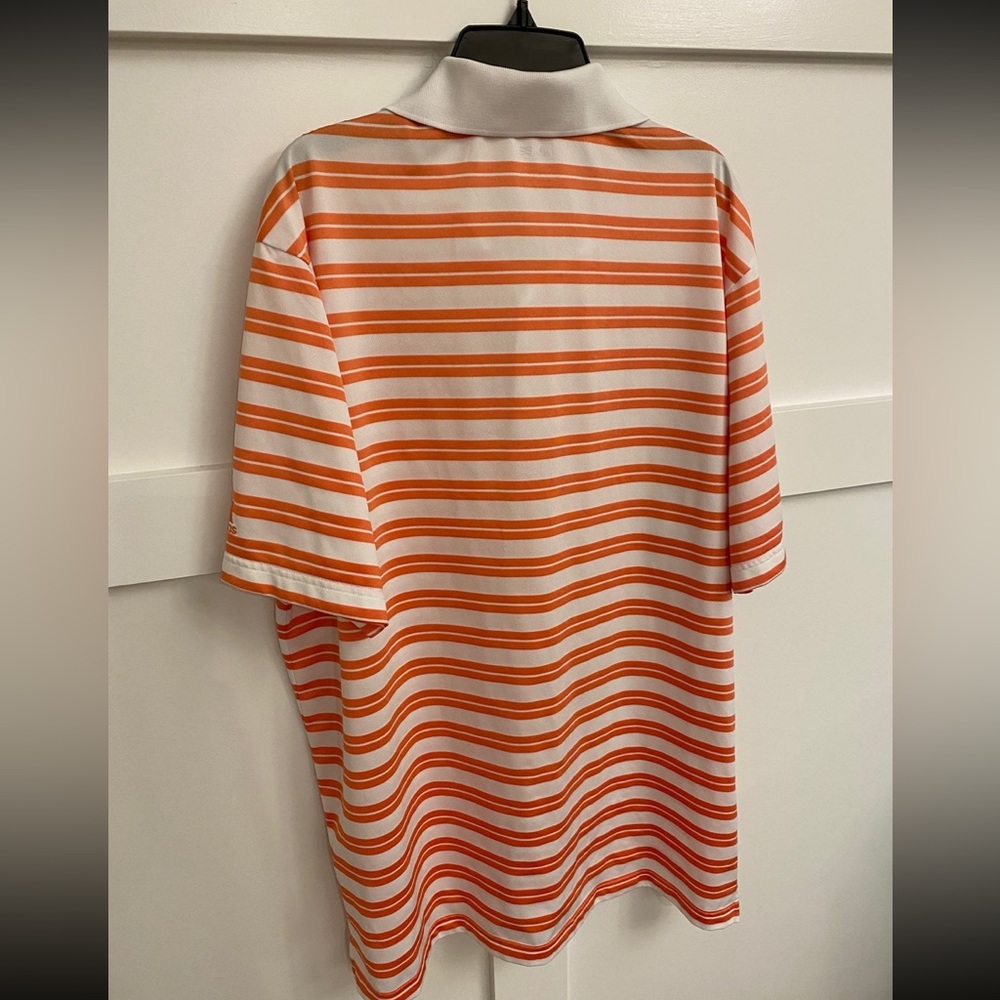Adidas Size Large‎ - Picture 3 of 3